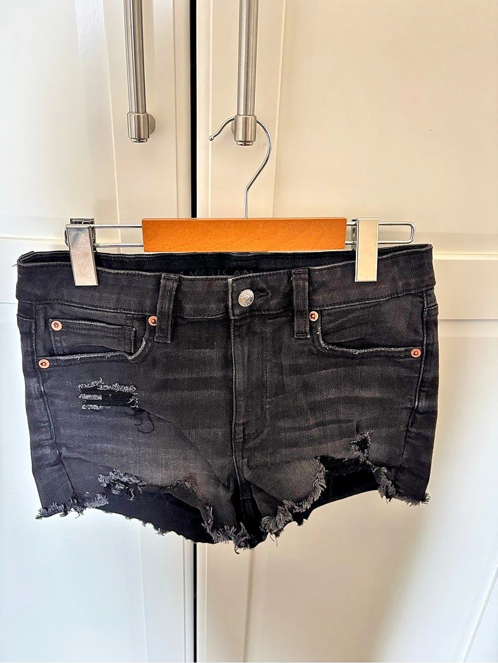 American Eagle Women's Distressed Jean Shorts in Black